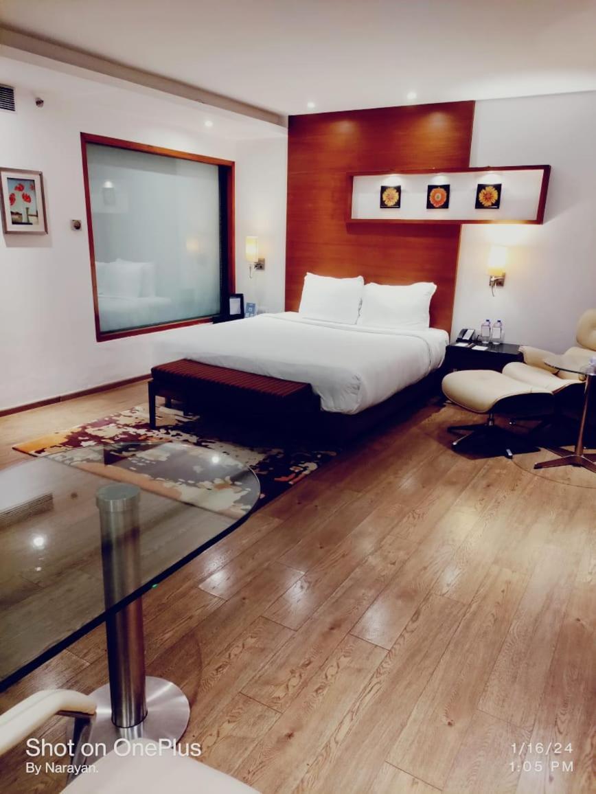 新孟买丽怡酒店及套房 纳威孟买 外观 照片