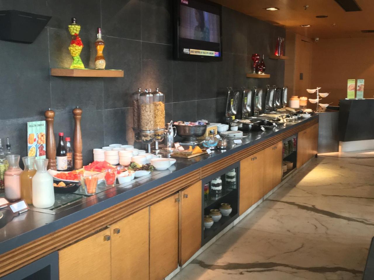 新孟买丽怡酒店及套房 纳威孟买 外观 照片